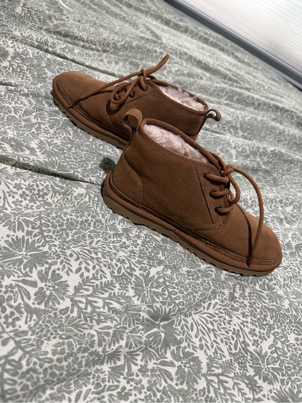 UGG Women’s Neumel Boots - Picture 2 of 9